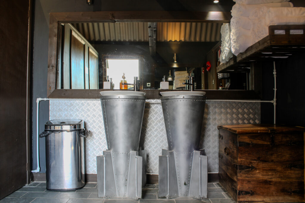 unique bathroom in Lincolnshire cabins