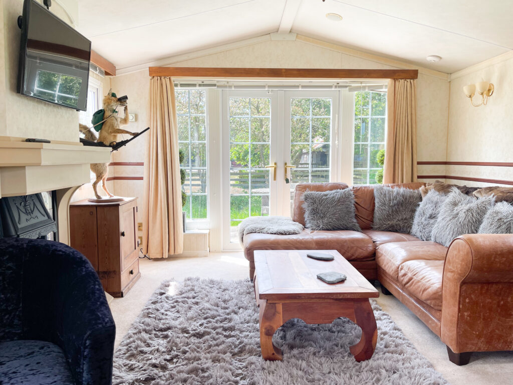 peaceful countryside living room in Lincolnshire